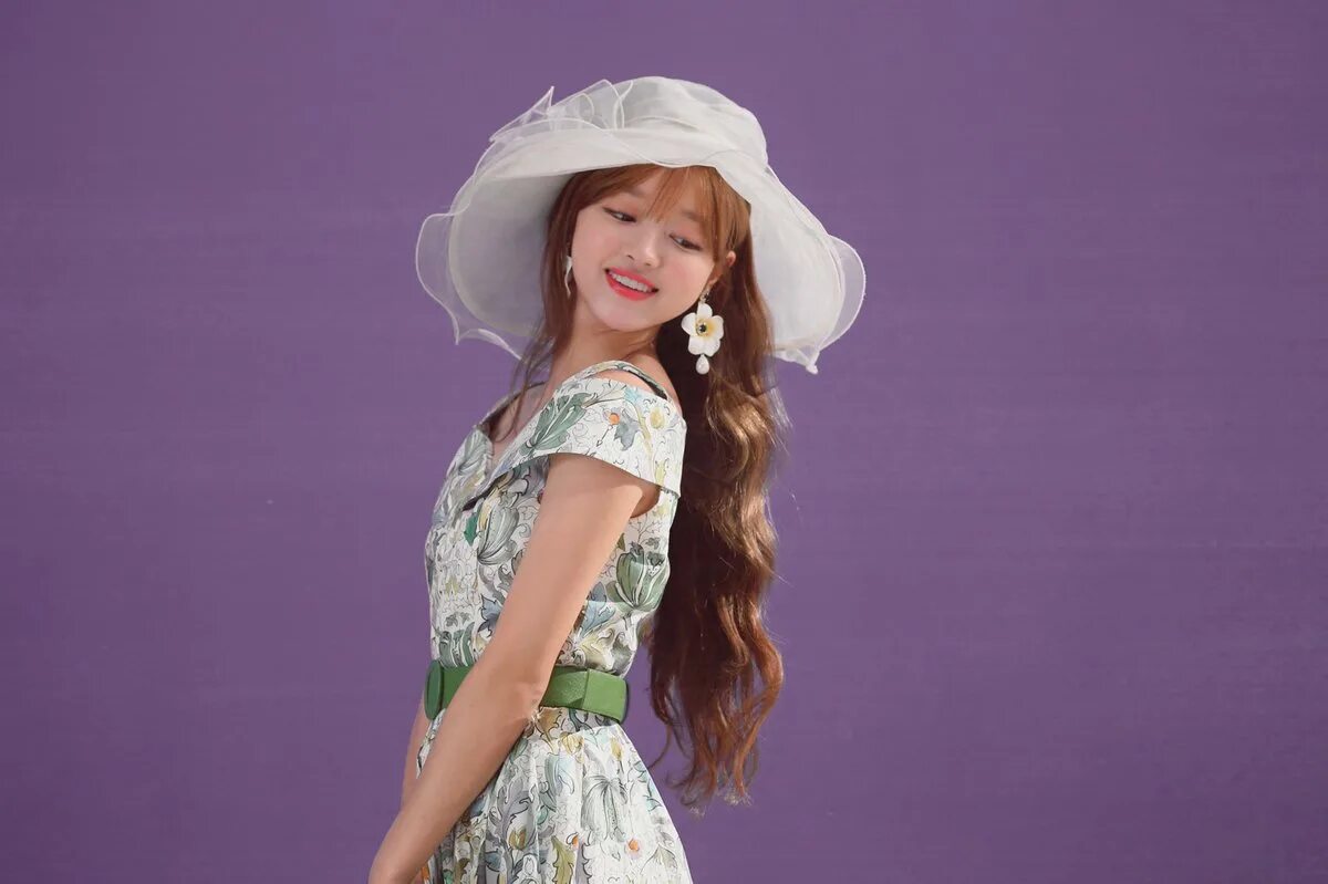 My girl pic. Девочка эм. oh my girl. kpop smile. кпоп улыбка.