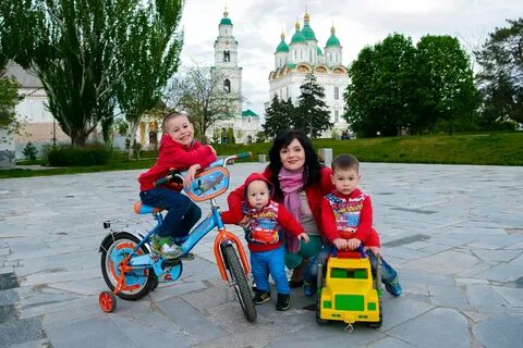 Лилия астрахань
