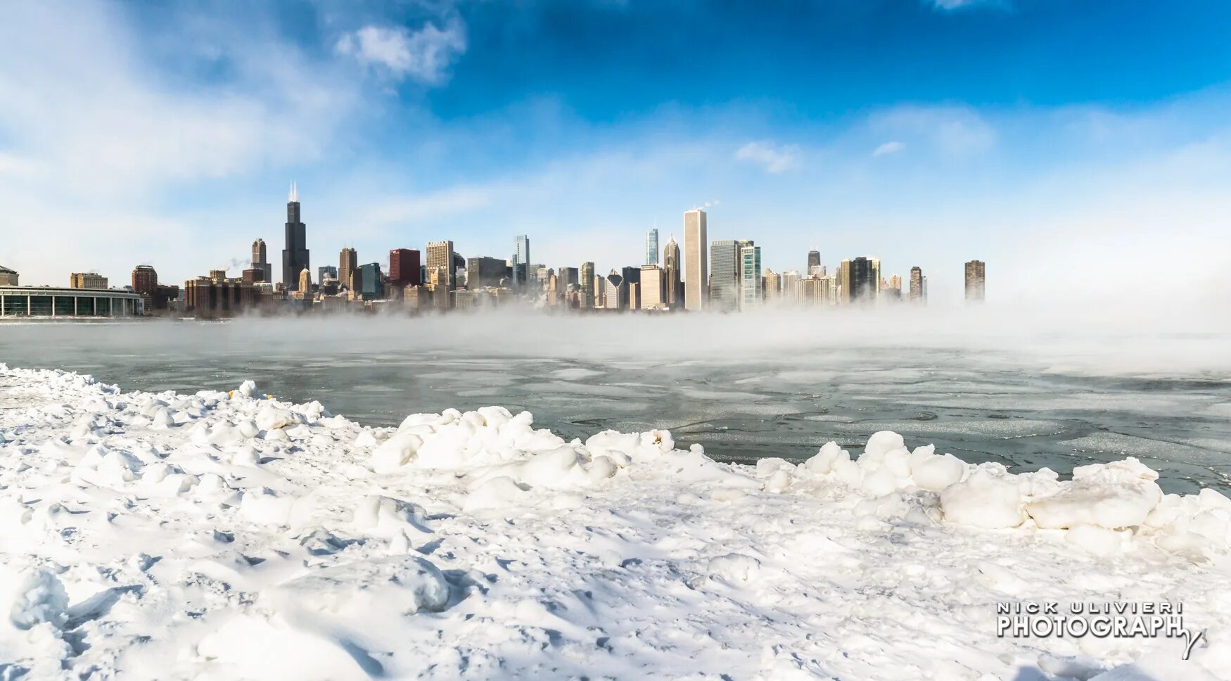Америка зимнее время. Замерзший Мичиган в Чикаго. Озеро Мичиган в бесстыжих. Зима в Америке. Чикаго зимой.