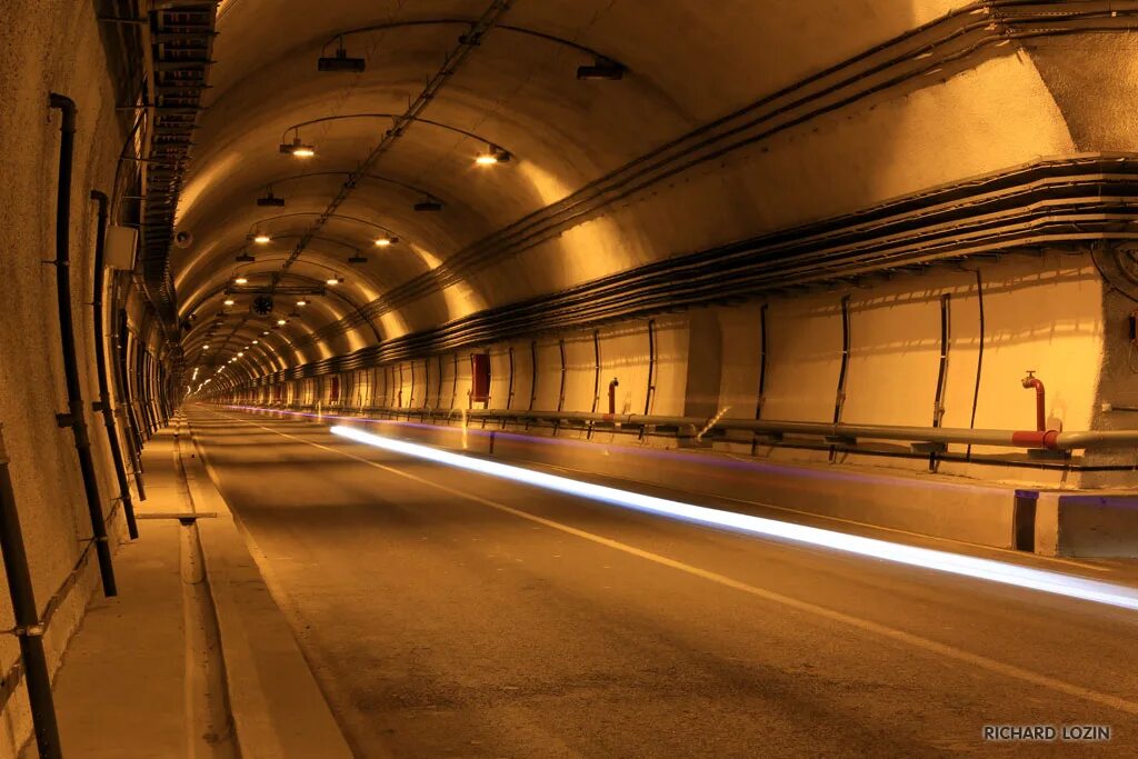 разворот запрещен в тоннеле. туннели назначение. категории туннелей для определения возможности проезда. разворот запрещается на пешеходных переходах. конструктивные решения.