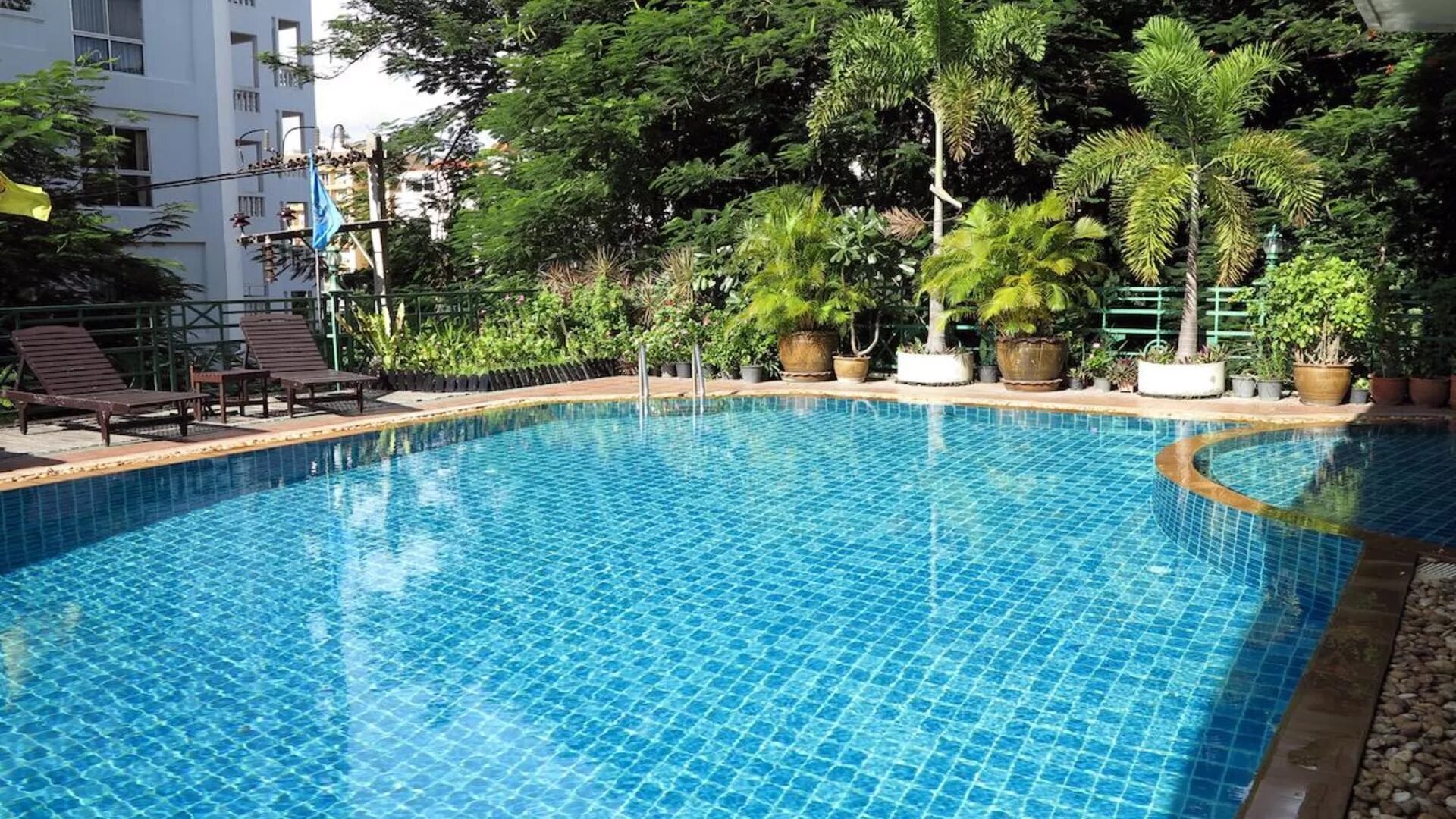 Mike beach resort 3. Mike hotel 3. Козу бич резорт 3 звезды паттайя отель. Отель mike тайланд паттайя. Mike beach resort 3 паттайя.