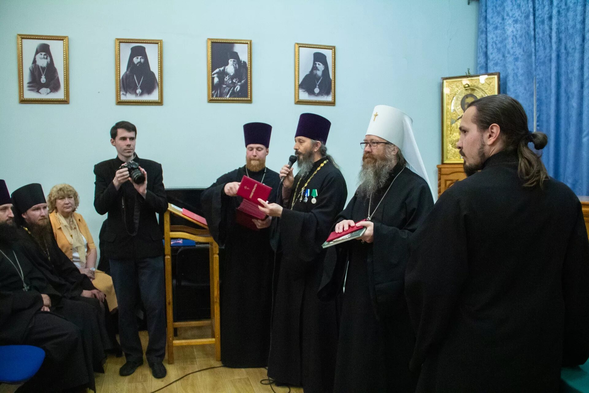 выпускники духовной семинарии