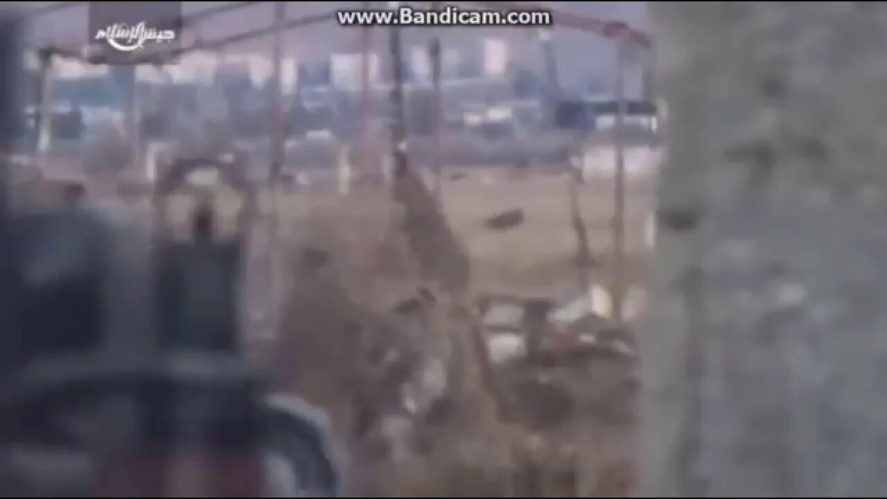 Расстрелял в упор видео. Расстрелял в упор видео. Выстрел из танка в упор. 2022 афроамериканцев. Русский танк в упор стрельнул в всу.