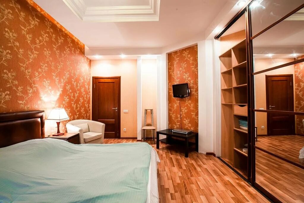 апартаменты петербург. коллонтай 30 к2 спб. дешевая квартира. дешевые комнаты. элитная квартира в центре питера.