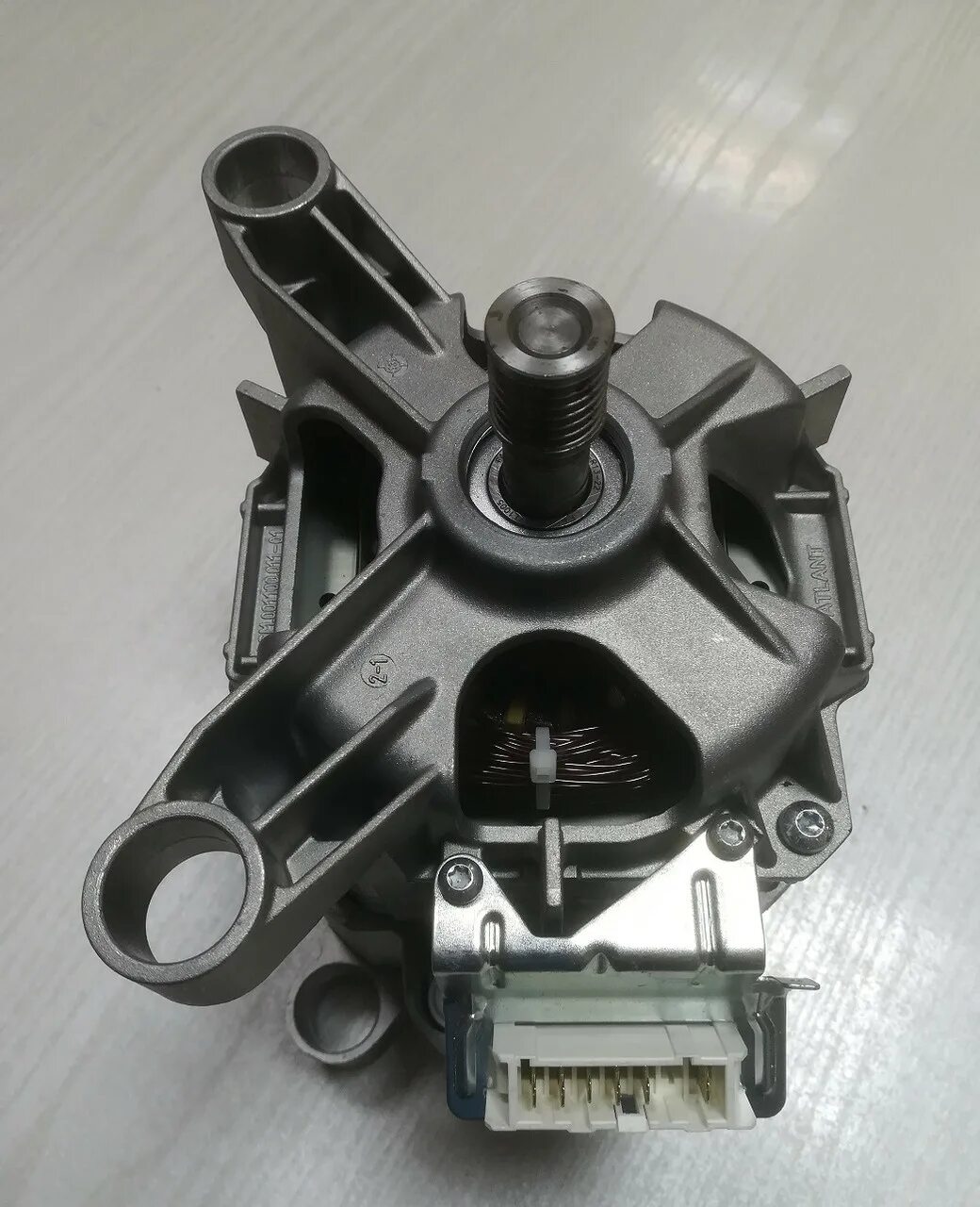 Запчасти для стиральных машин канди 1035. Крючок для люка стиральной машины zanussi zwy60823ci. Запчасть на стиральную машину атлант насос. Запчасть для стиральной машины атлант 63112р. Манжета для стиральной машины daewoo 3612327600da1.