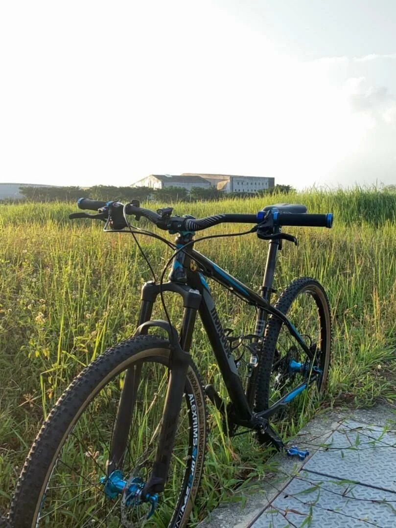 Mongoose tyax. Mongoose tyax sport 2015. mongoose tyax comp 27.5. mongoose tyax comp 2015. mongoose tyax 2015.