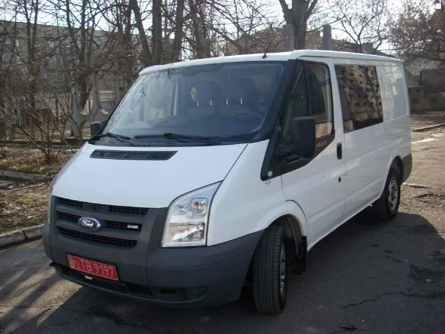 форд транзит грузопассажирский 2005. 2 дизель. форд транзит с230мс36. Ford transit 2013. форд транзит 2014 серебристый.