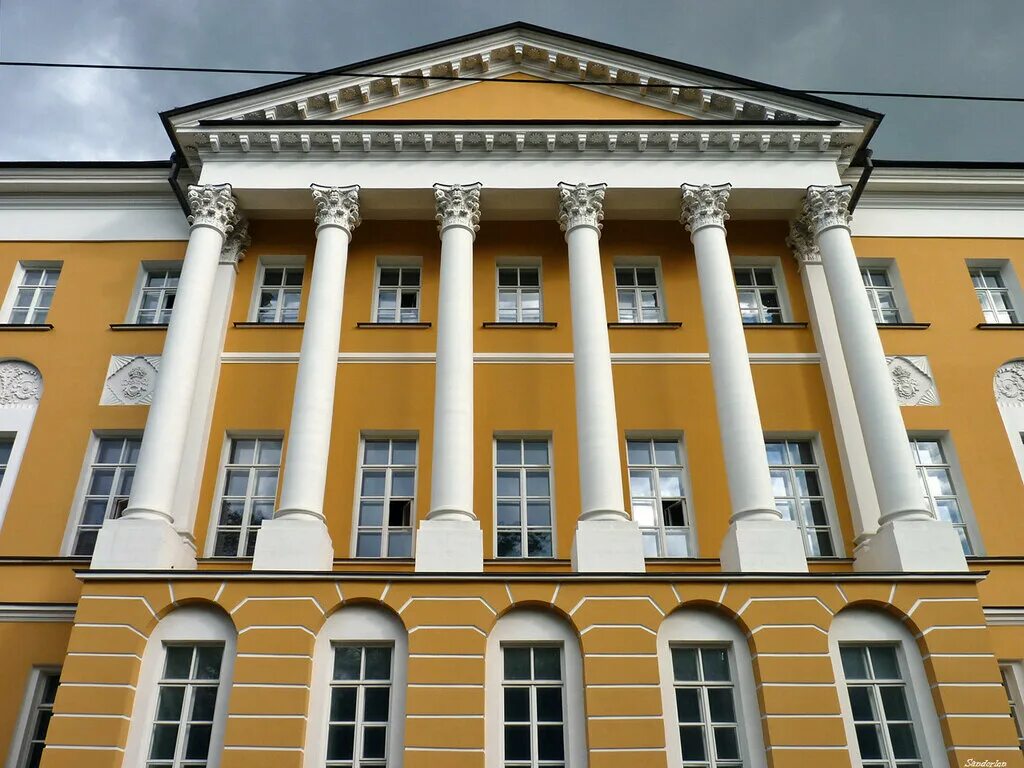 11. Покровский бульвар 11 дом дурасова. Покровском бульваре д 11. Здание вшэ на покровском бульваре. Особняк дурасова на покровском бульваре.