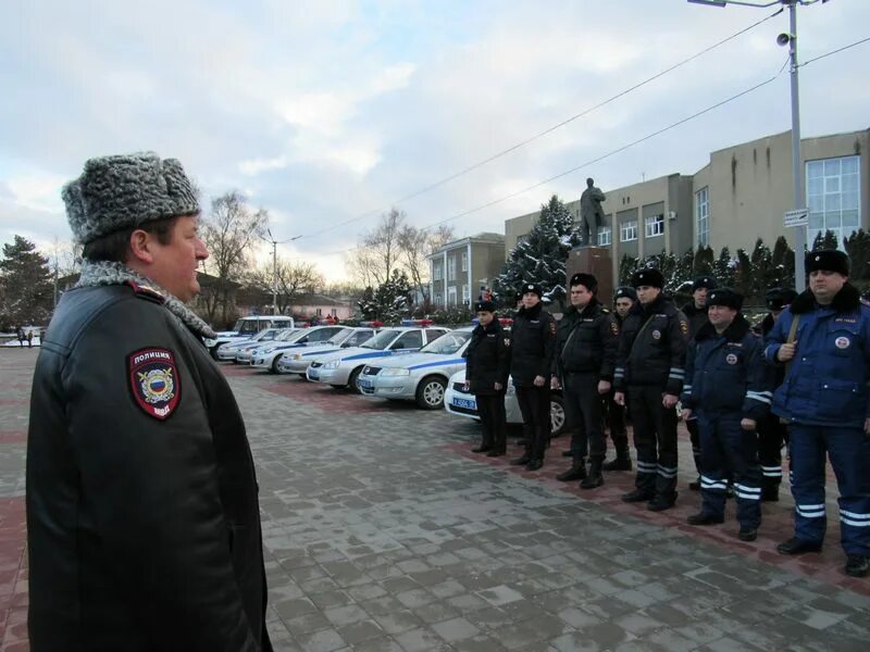 Михайловск полиция. ППС охрана общественного порядка. Сотрудники полиции Михайловск. Наряд полиции. Строевой смотр ППС.