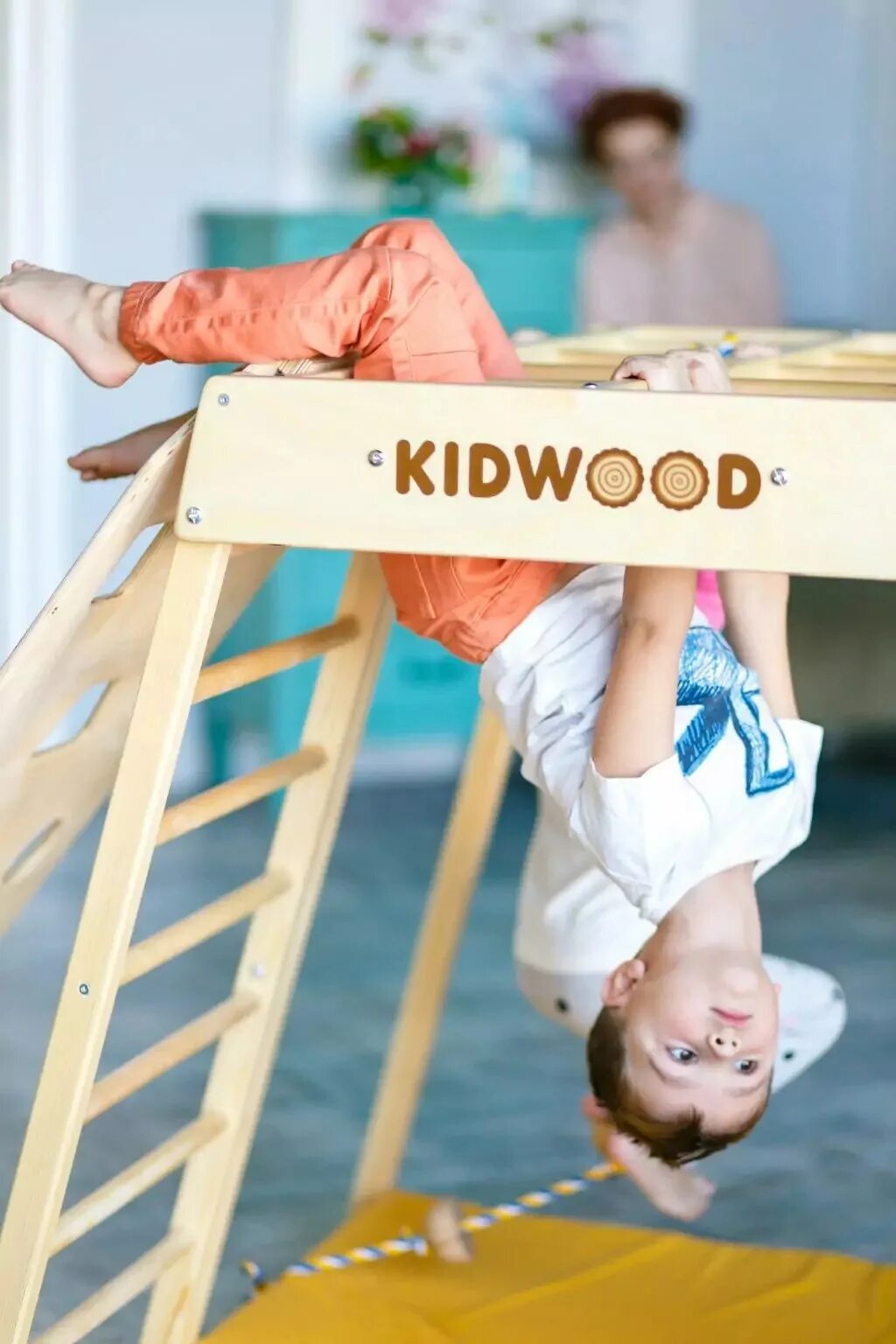 Kid wood. Развитие крупной моторики. Крупная моторика у детей что это. Kidwood детский спортивный комплекс. Kidwood гамак кроватка детская.