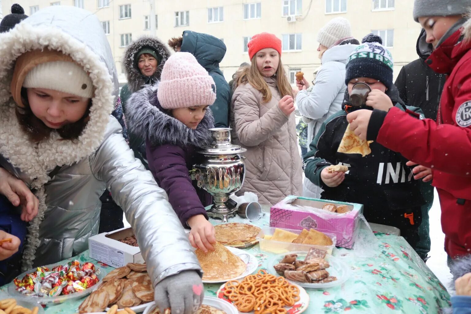 Масленица в 2025 классом. Проводы масленицы. масленица усолье сибирское. масленица порошино. проводы масленицы в рязани.
