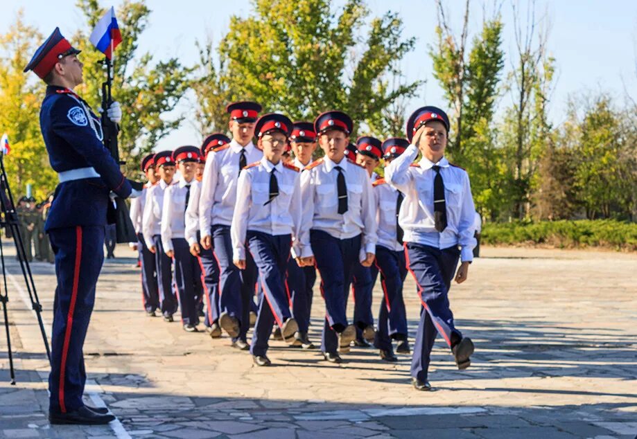 Волгоградский казачий кадетский корпус имени Недорубова. Казачий кадетский корпус Волгоград Недорубова. Волгоград поселок Южный казачий кадетский корпус.