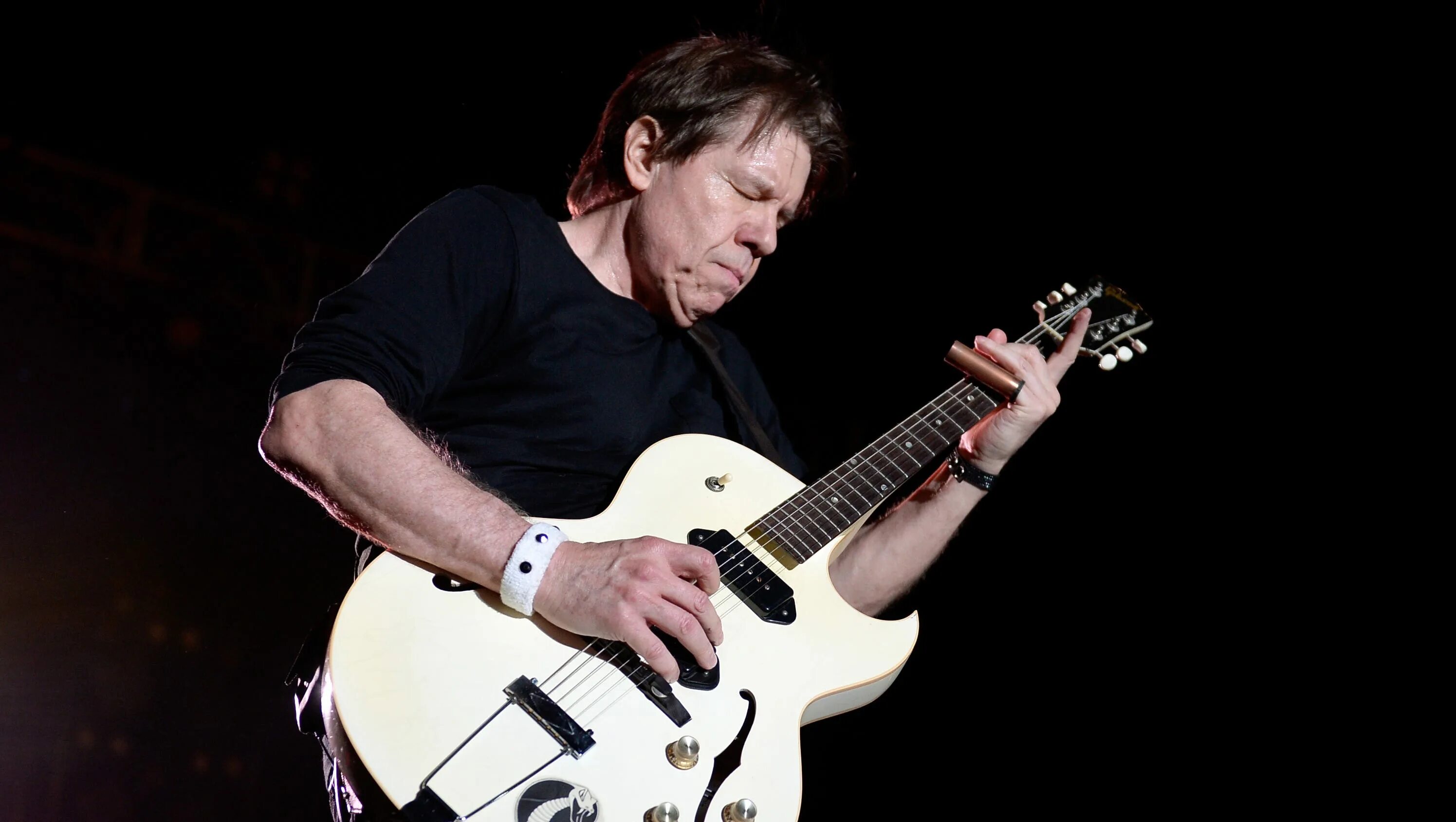 George thorogood bad to the. Джордж Торогуд. Джордж Торогуд 2021. Фото George Thorogood. George Thorogood - George Thorogood and the Destroyers.