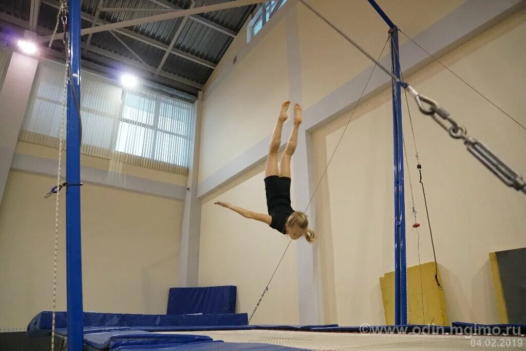 гургенидзе акробатика звенигород. гургенидзе акробатика звенигород. спортивная акробатика кузнечик. зал акробатика одинцово мгимо. мгимо спортивная акробатика.