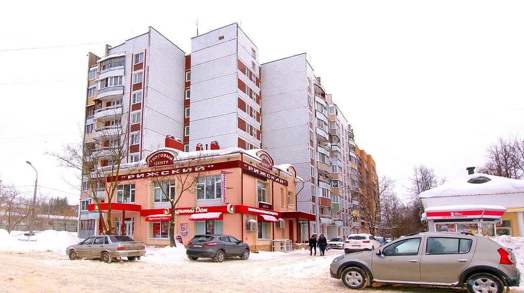 Волоколамск зима. Волоколамск ул новосолдатская 1. Воскресенский иосифо волоколамский монастырь. Магазин афина волоколамск. Волоколамск март.