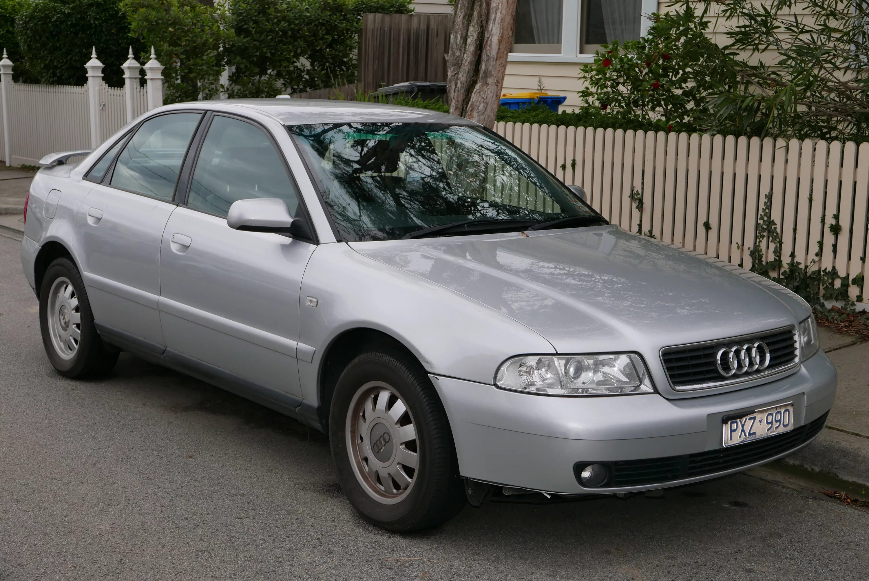 Купить ауди 1999. Audi a4 1999. Audi a4 b5 1999. Audi a4, в 1999 г. Ауди а4 1999.