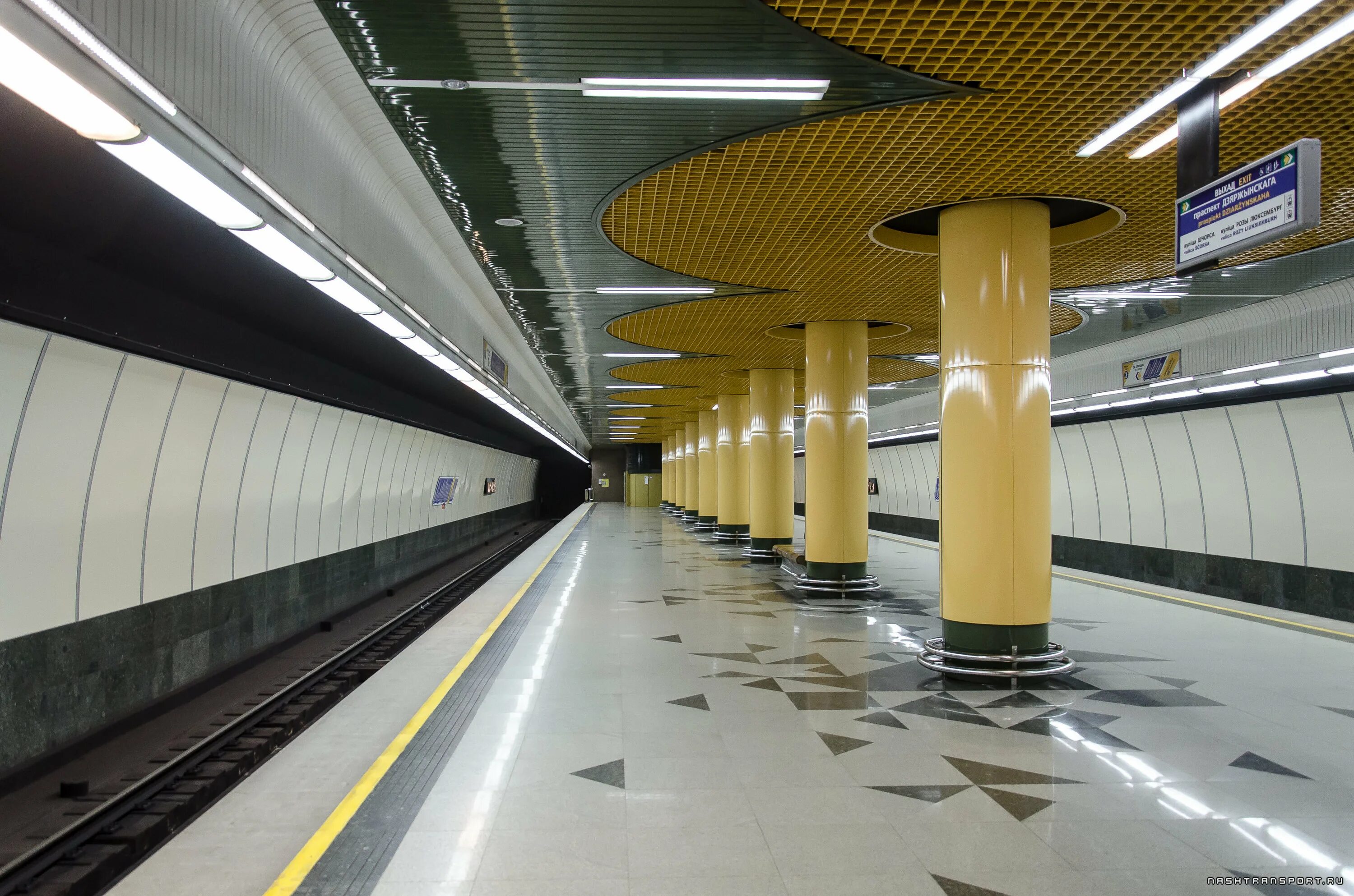 Купить квартиру в минске метро. Линия метро Грушевка. Станции метро Минск. Станция мелкого заложения Минский метрополитен. Грушевка Минск.