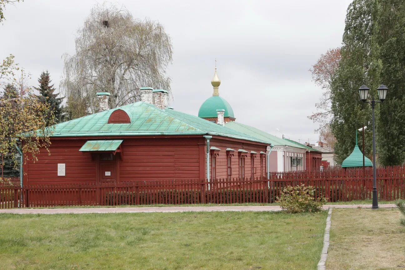 Погода лев толстой 10 дней липецкой области. Липецкая область Лев Толстовский район поселок Лев толстой. Музей Астапово Лев толстой. Астапово Липецкая область Лев толстой. Станция Лев толстой Липецкой области.