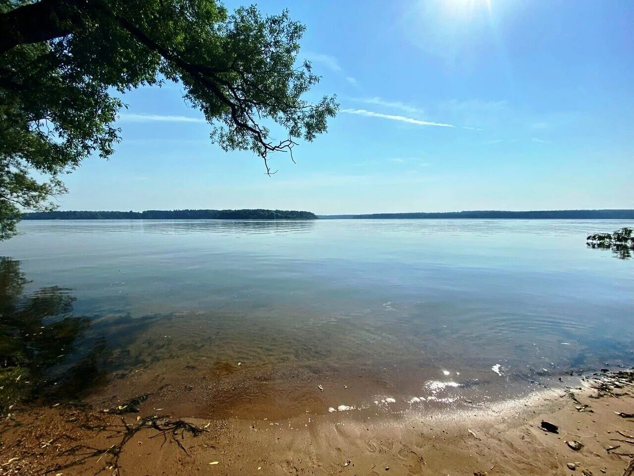 Истринские водоемы. Пляж Лопотово Истринское водохранилище. Истринское водохранилище "усадьба Якиманское". Деревня пятница Истринское водохранилище. Истра водохранилище пляж.