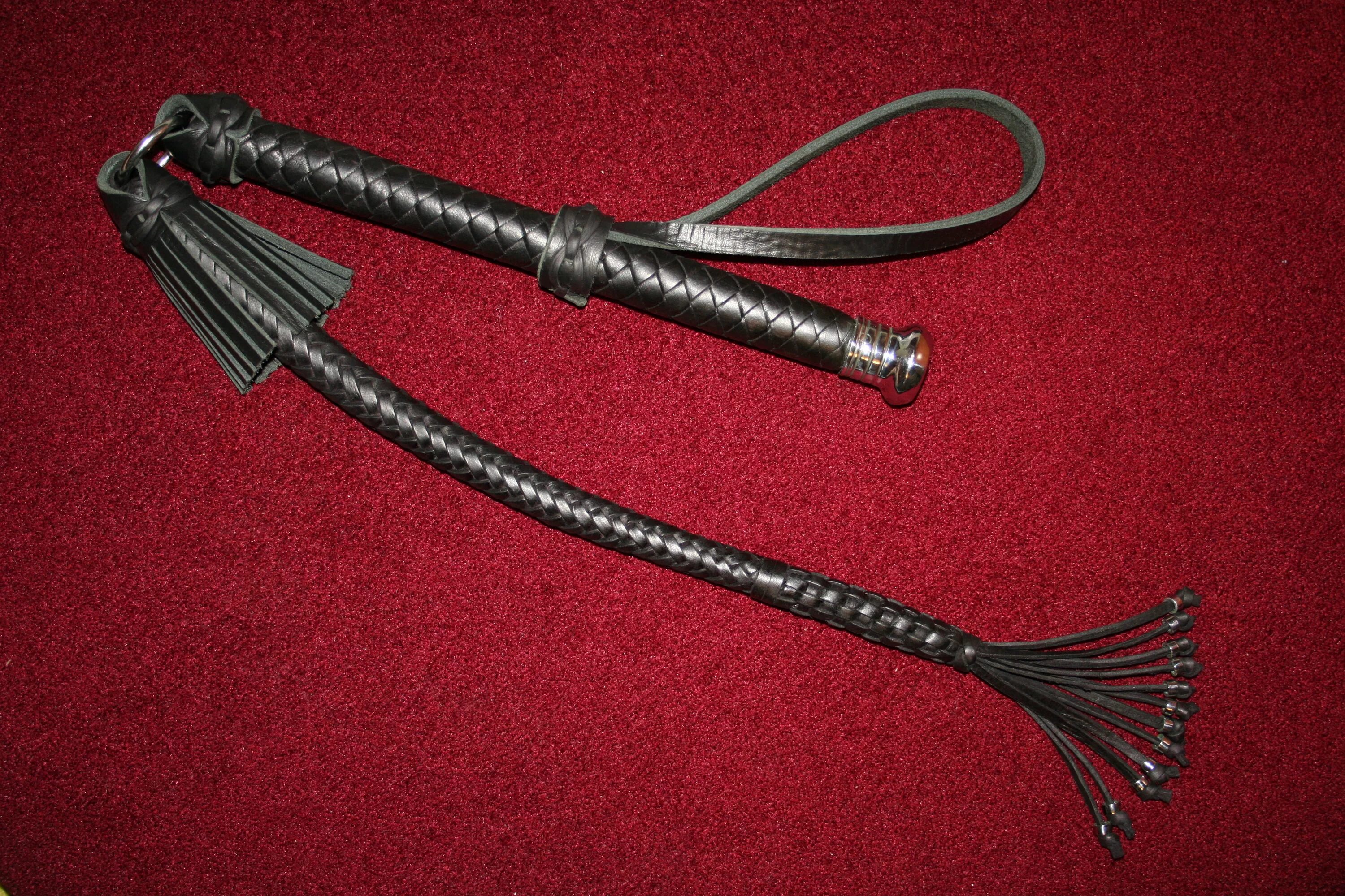 плеть с узлами. плеть охотника 7 букв. плеть охотника 7 букв. хлыст нагайка бич. арапник пастуший.