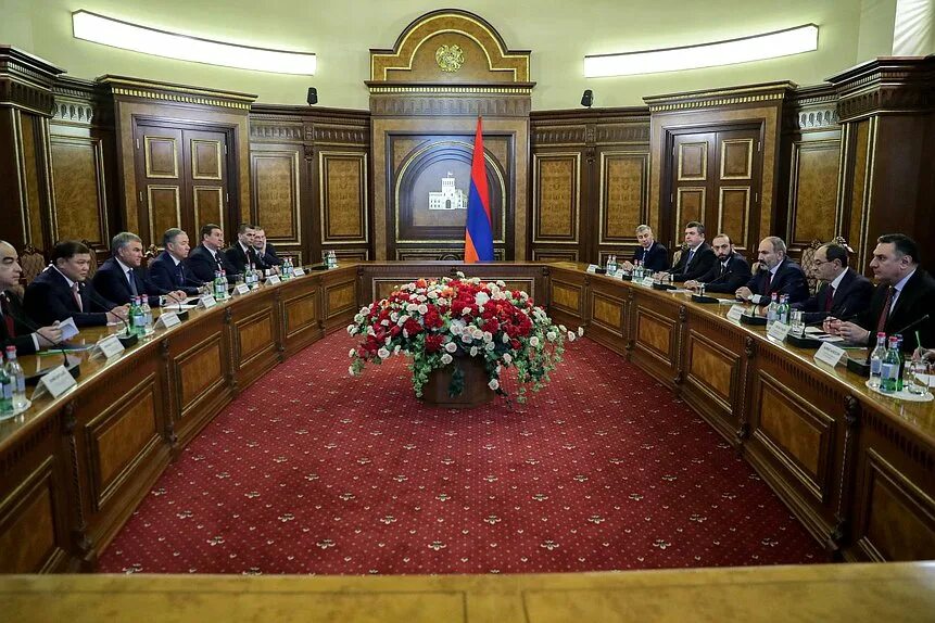 парламентская делегация