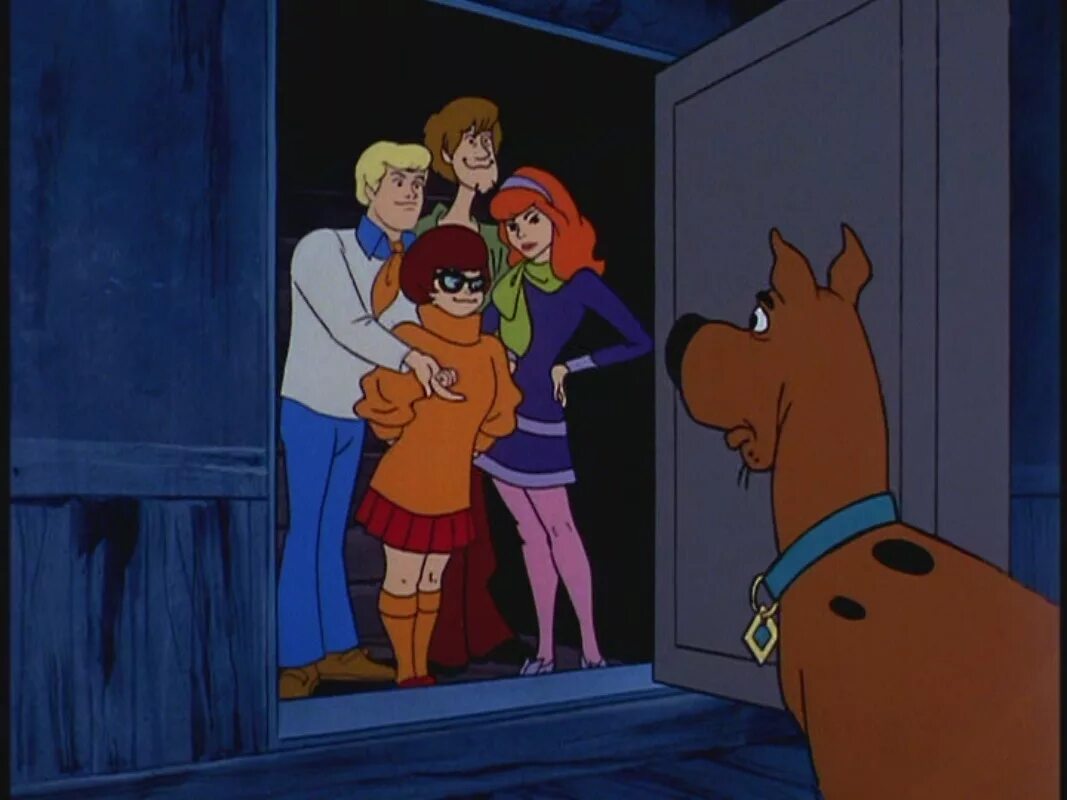 Скуби ду отдых с привидениями. Scooby-Doo макдональдс &@ Hanna -Barbera (s10). Скуби Ду в отеле. Скуби Ду прячется. «Скуби-Ду» Trick or treat.