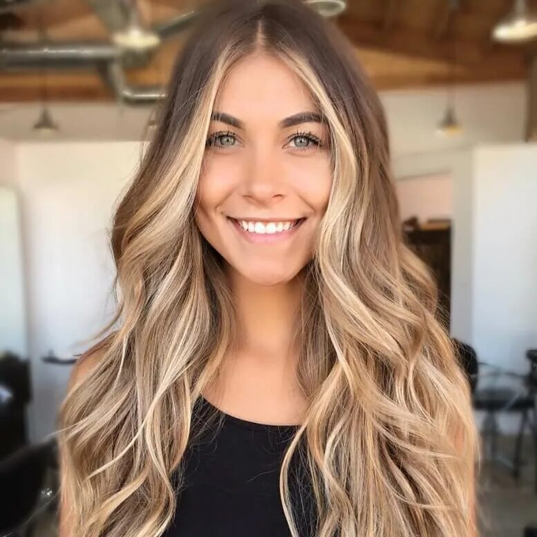 контуринг на длинные волосы. омбре софии джамора. мелирование прядей у лица. калифорнийское мелирование шатуш. контуринг балаяж блонд.