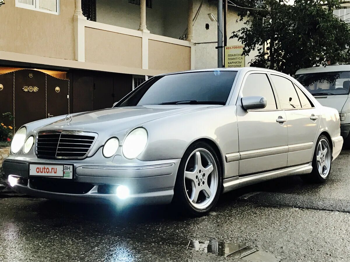 Mercedes 210 amg 5. Мерседес бенц 210. Mercedes w210 amg. Mercedes e class 2000. Мерседес е55 амг.