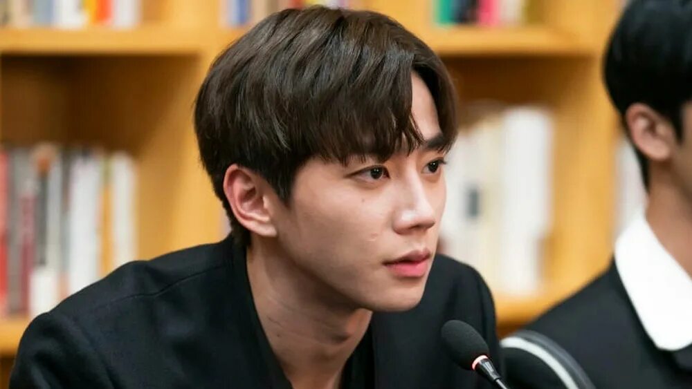 Lee jun young дорама. Имитация сериал. Драма имитация. Имитация дорама кадры. Shax kpop группа.