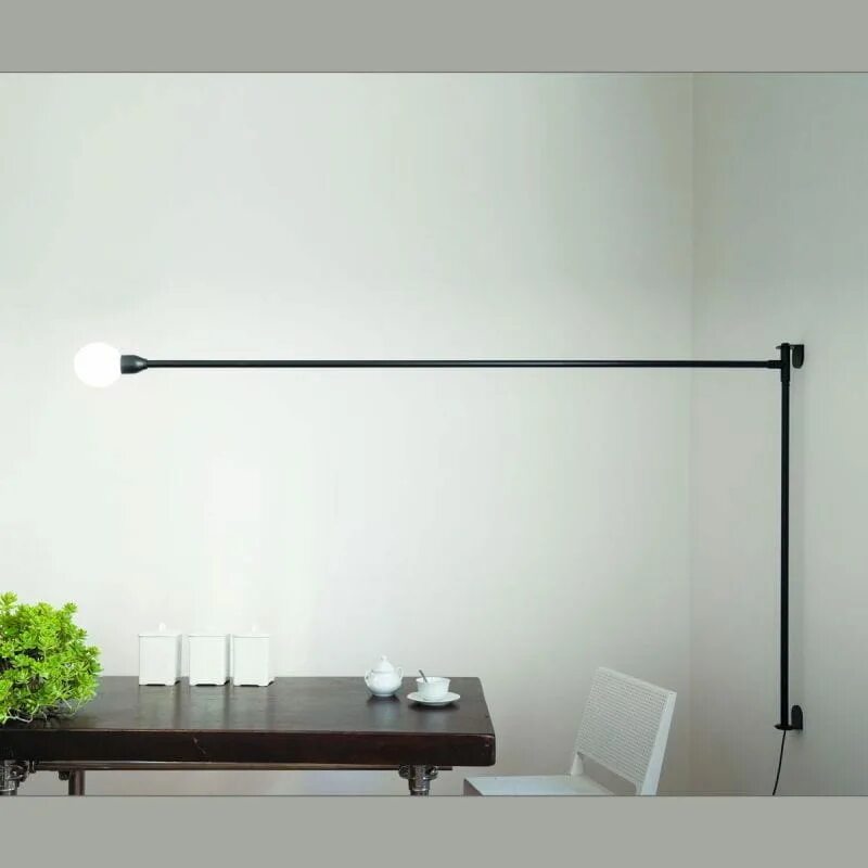 Nemo light. Potence pivotante by nemo. настенный светильник виселица. nemo - mini potence pivotante. светильник италия черный матовый висячий.