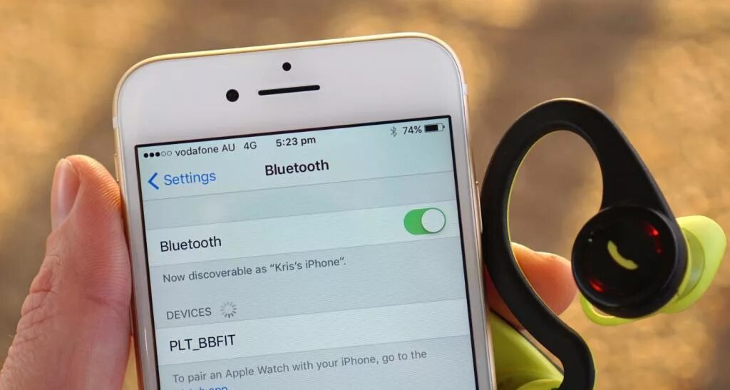 Почему через блютуз. Bluetooth телефон. блютуз для телефона. iphone bluetooth. если на айфоне блютуз.