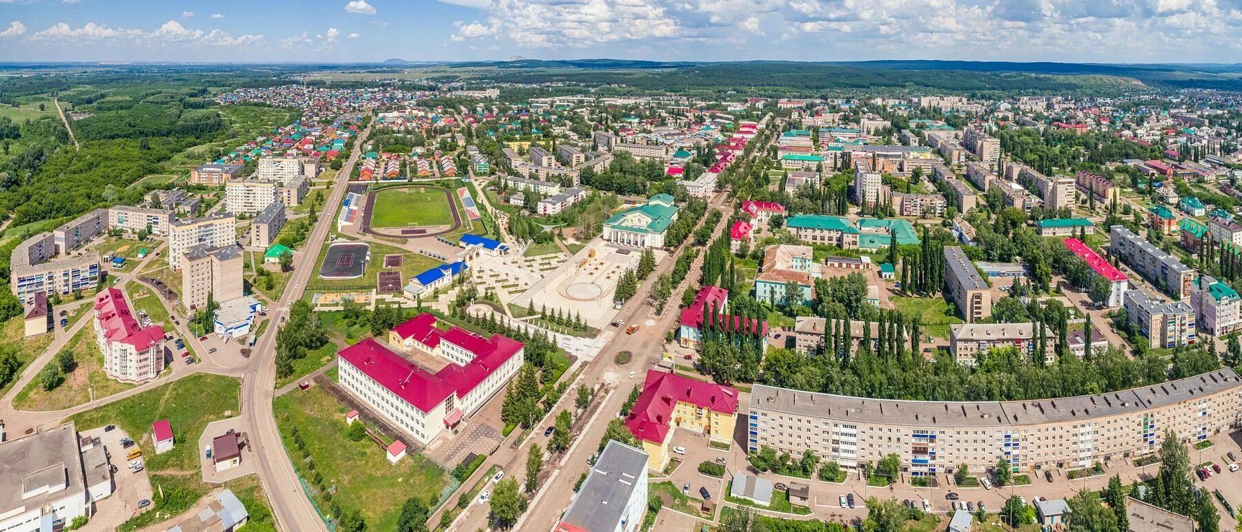 Ишимбайская городская ишимбай. Площадь ленина ишимбай. Достопримечательности ишимбая башкортостан. Ишимбай города башкортостана. Площадь города ишимбай.