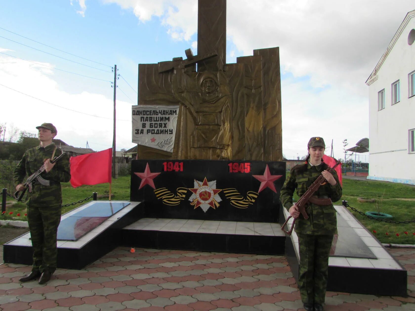 Погода алтайский край казанцево. Шушенское Шушенский район Казанцево. Село Казанцево Шушенский район Красноярский край. Храм села Казанцево Шушенского района Красноярского края. Красноярский край Шушенский район село Казанцево Церковь.