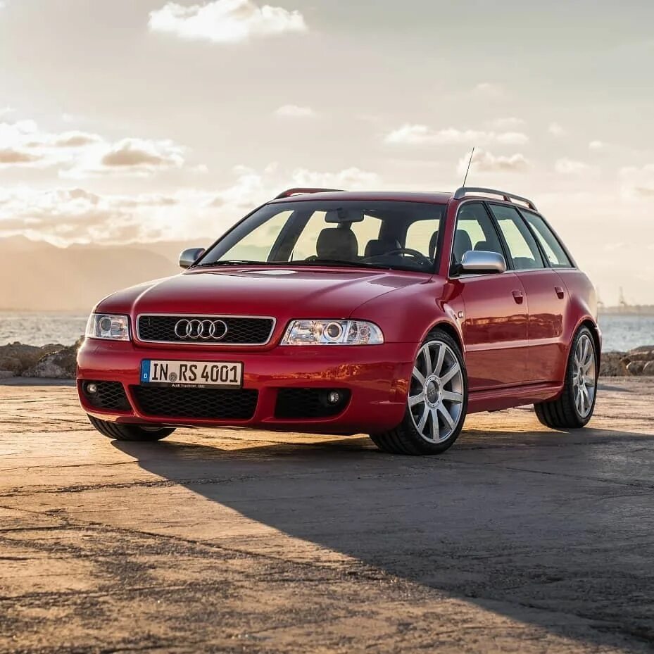 Audi rs4 b5. Audi s4 b4. Audi rs4 1996. Ауди rs4 avant 1998. Ауди б5 универсал купить