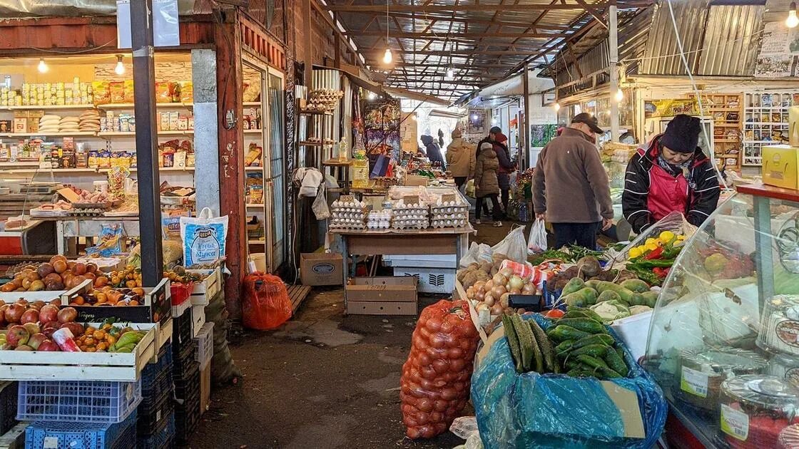 Рынок другими словами. Рынок Салем Алматы. Базар Алматы. Рынок Алатау Алматы. Алатау базар Алматы.