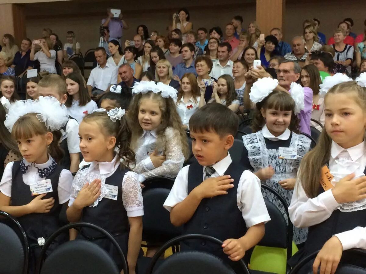 Школа 19 преподаватели. Школа 27 балаково. город балаково школа 27. школа 27 балаково учителя. школа 28 балаково учителя.