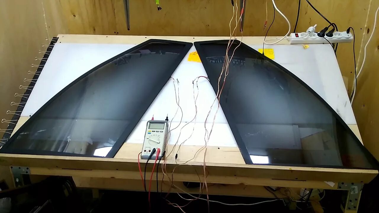 Smart glass тонировка. Smart glass тонировка. Электронная тонировка w212. Электронная тонировка стекол автомобиля. Электрохромное стекло для автомобиля.