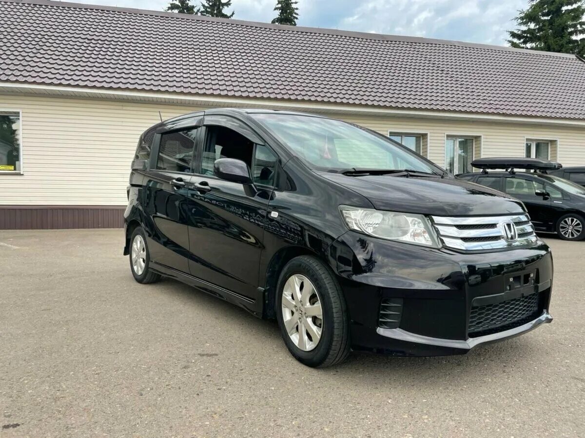 Хонда Фрид Спайк 2011. Honda freed 2011. Хонда Спайк 2011 год. Хонда Фрид 2011 черный.