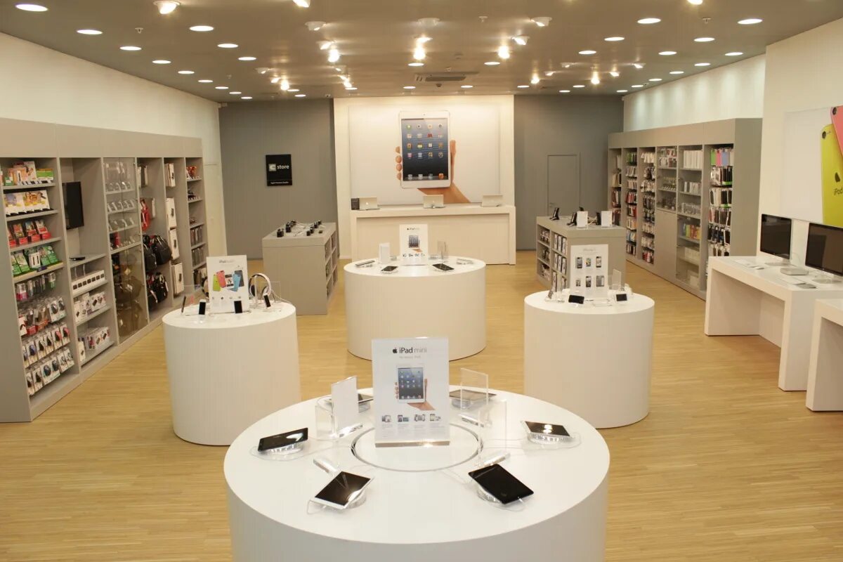 Магазин телефонов apple. Первый магазин Apple Store 2001. Магазин айфонов. Витрина магазина Apple. Салон Apple.