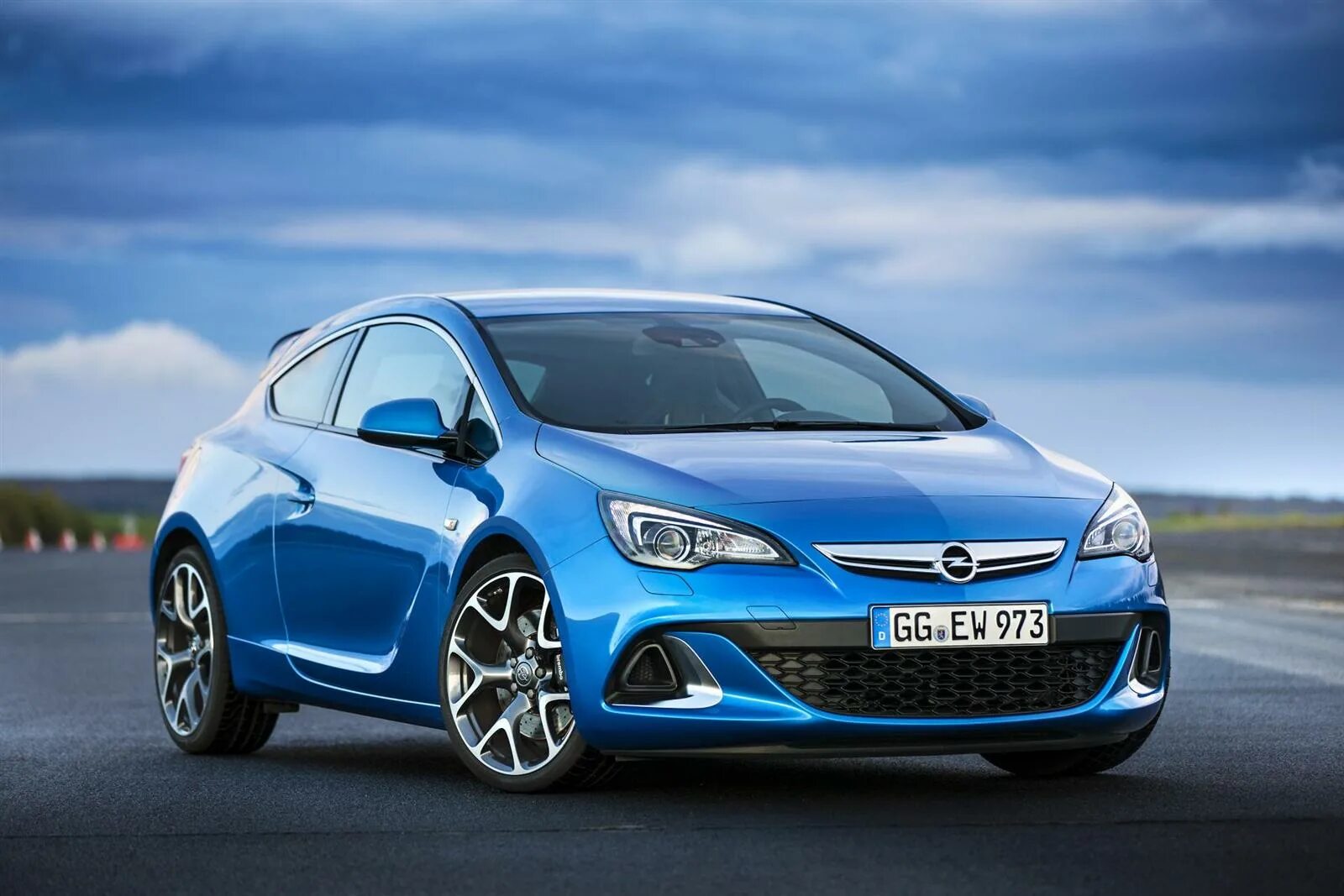 Opel astra б у. Opel Astra OPC 2020. Opel Astra OPC 2022. Opel Astra OPC 2013.