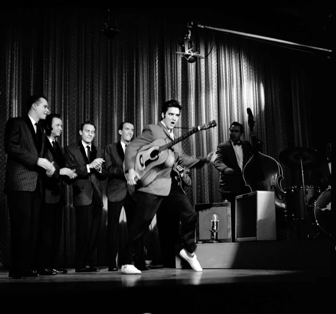 Шоу Эда Салливана. Elvis on the ed Sullivan show (1956). Elvis Presley ed Sullivan show. Ed show