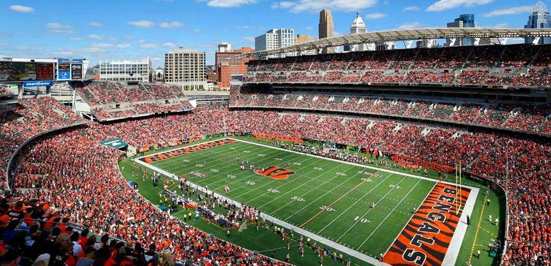 Paul Brown Stadium. Цинциннати, США стадион: нипперт. Пол Браун Стэдиум» в Цинциннати. Цинциннати торонто