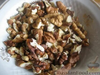 Грецкий орех с изюмом и медом