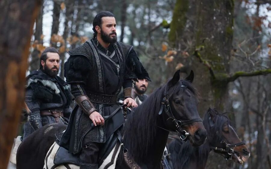 Дата выхода альпарслан великие. Альпарслан сельджуки сериал. алп-арслан: великий сельджук. султан альпарслан сериал. барыш ардуч альпарслан великие сельджуки.