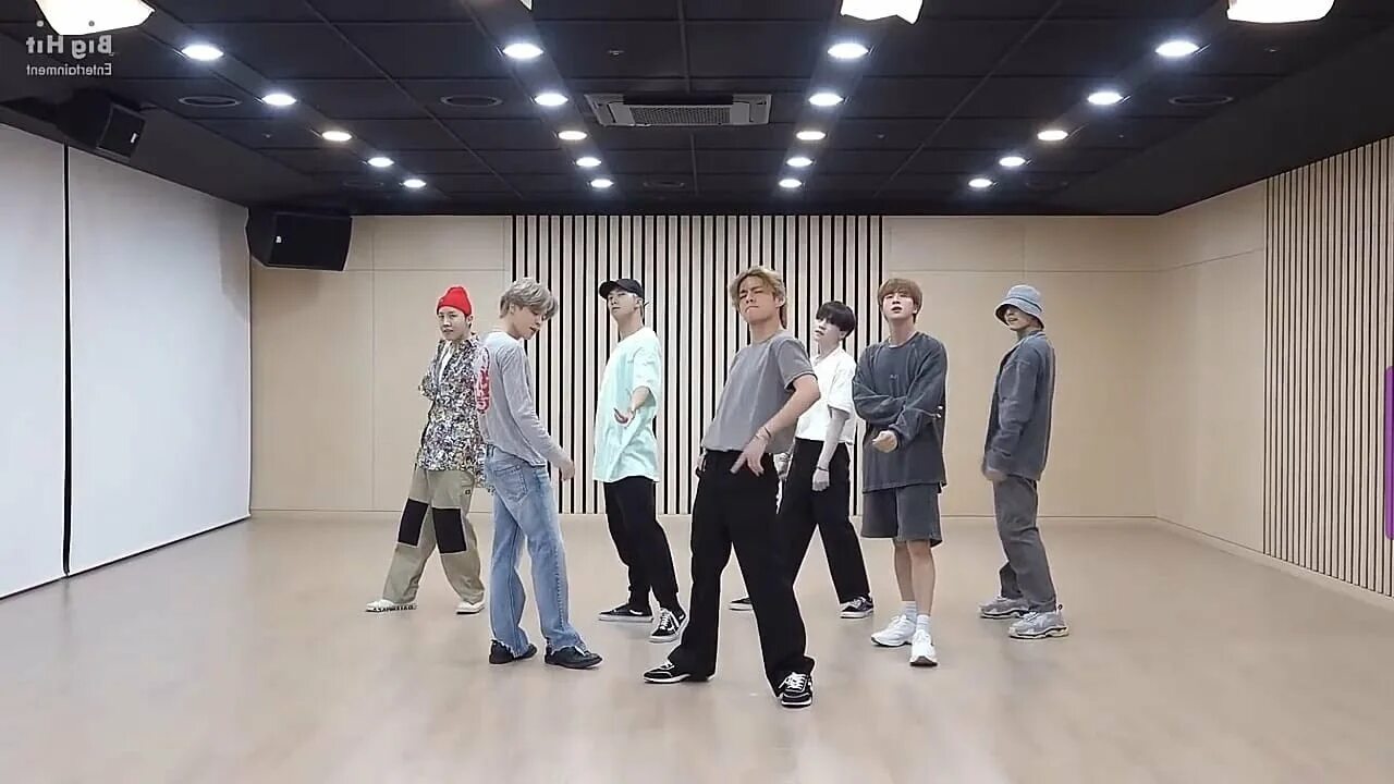 Bts practice. БТС дэнс Практик. БТС дэнс практика 2021. Динамит БТС дэнс практика. БТС дэнс практика.