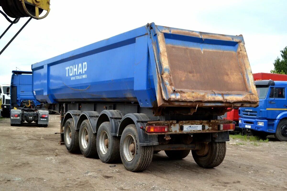 Полуприцеп зерновоз 80 кубов. Б у полуприцепы на авто. Бортовой полуприцеп кроне. Бортовой прицеп германия krone. Полуприцеп крона шторно бортовой.