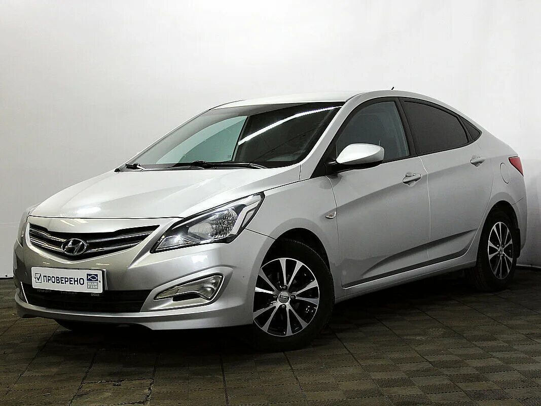 Hyundai solaris 2014 хэтчбек рестайлинг. Hyundai solaris 2014 черный. Hyundai solaris 2014. Hyundai solaris 2014 1 рестайлинг. хендай солярис 2014 года рестайлинг.