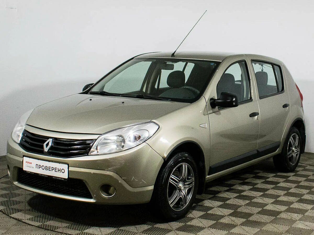 Renault sandero цвет. Renault Sandero 2010. Рено Сандеро 2010 хэтчбек. Логан Сандеро 2010. Renault Sandero хэтчбек.