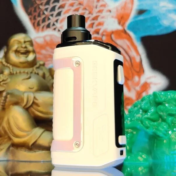 Geek vape aegis hero 2 crystal. Hero 2 белый аегис. hero 2 белый вейп. хиро 2 вейп розовый. аегис хиро 2 розовый.