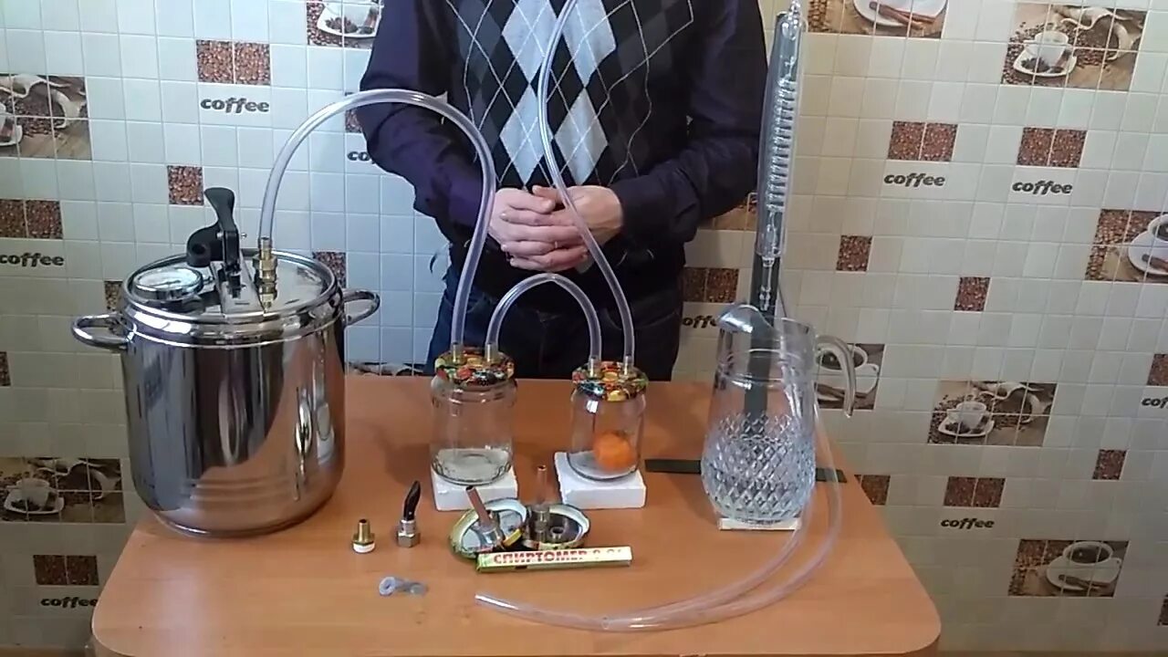 Показать видео самогонного аппарата